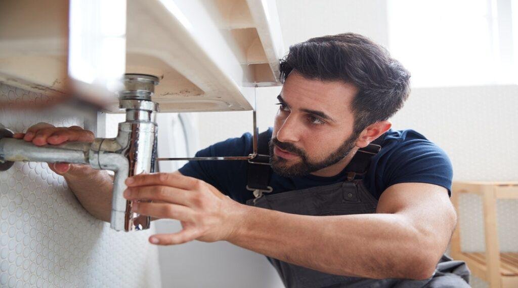 The Ultimate Guide: Emergency Plumber